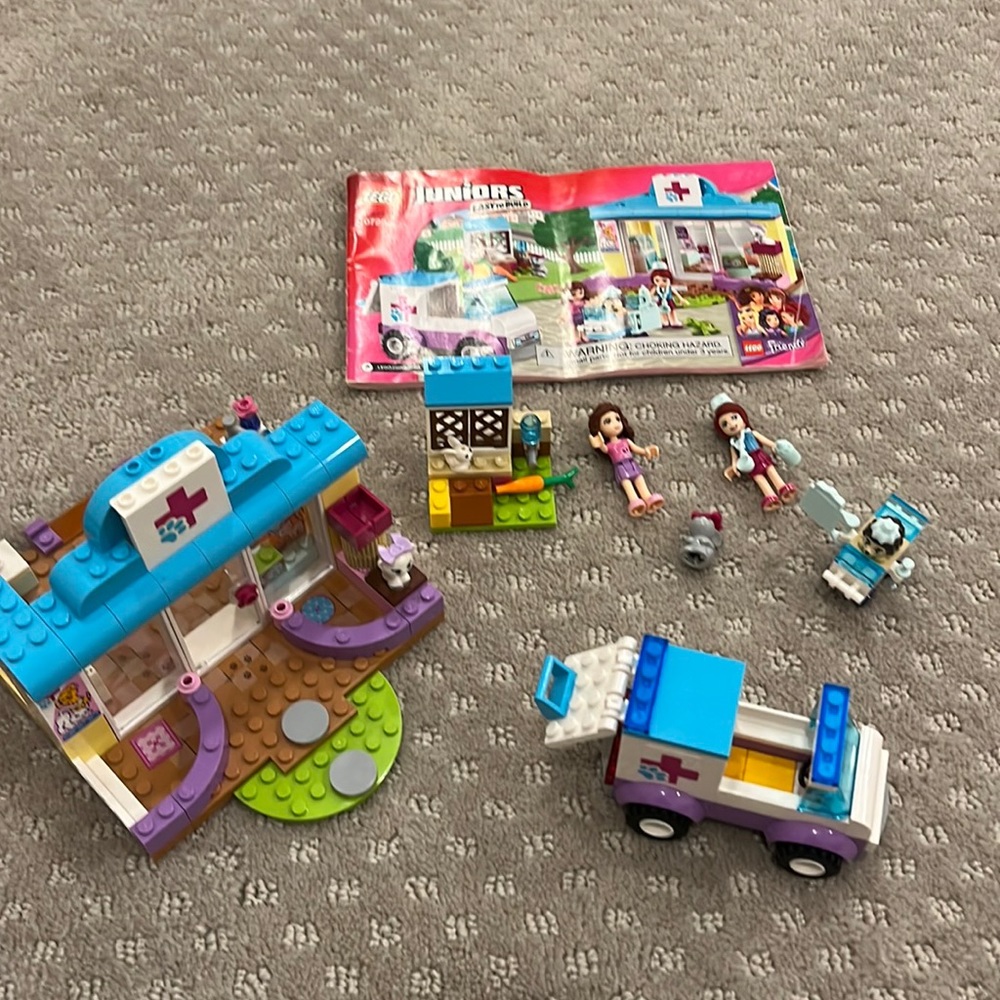 Lego Juniors 10728 vet hospital